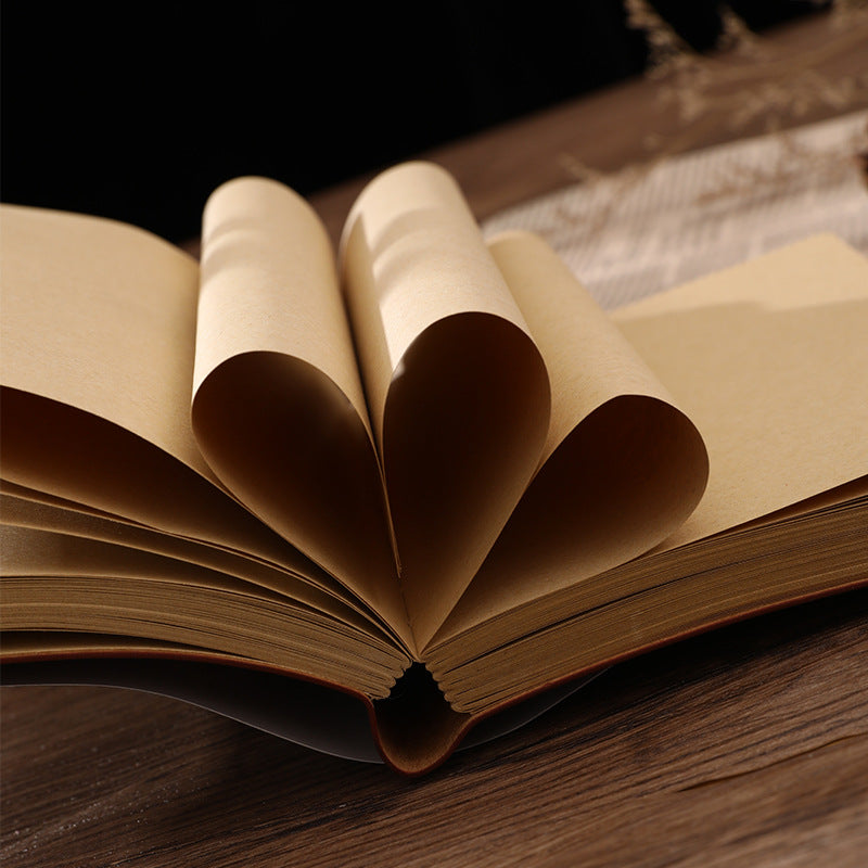 Traveler's Notebook + Pen Gift Box Set