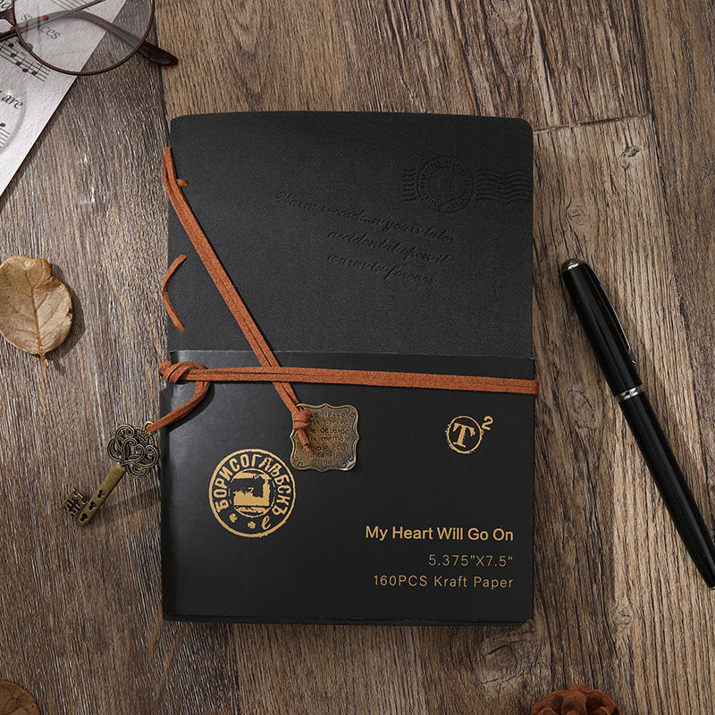 Traveler's Notebook + Pen Gift Box Set