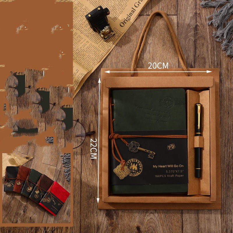 Traveler's Notebook + Pen Gift Box Set